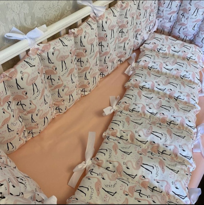 Бортики в детскую коватку стеганные двухсторонние (Розовый)